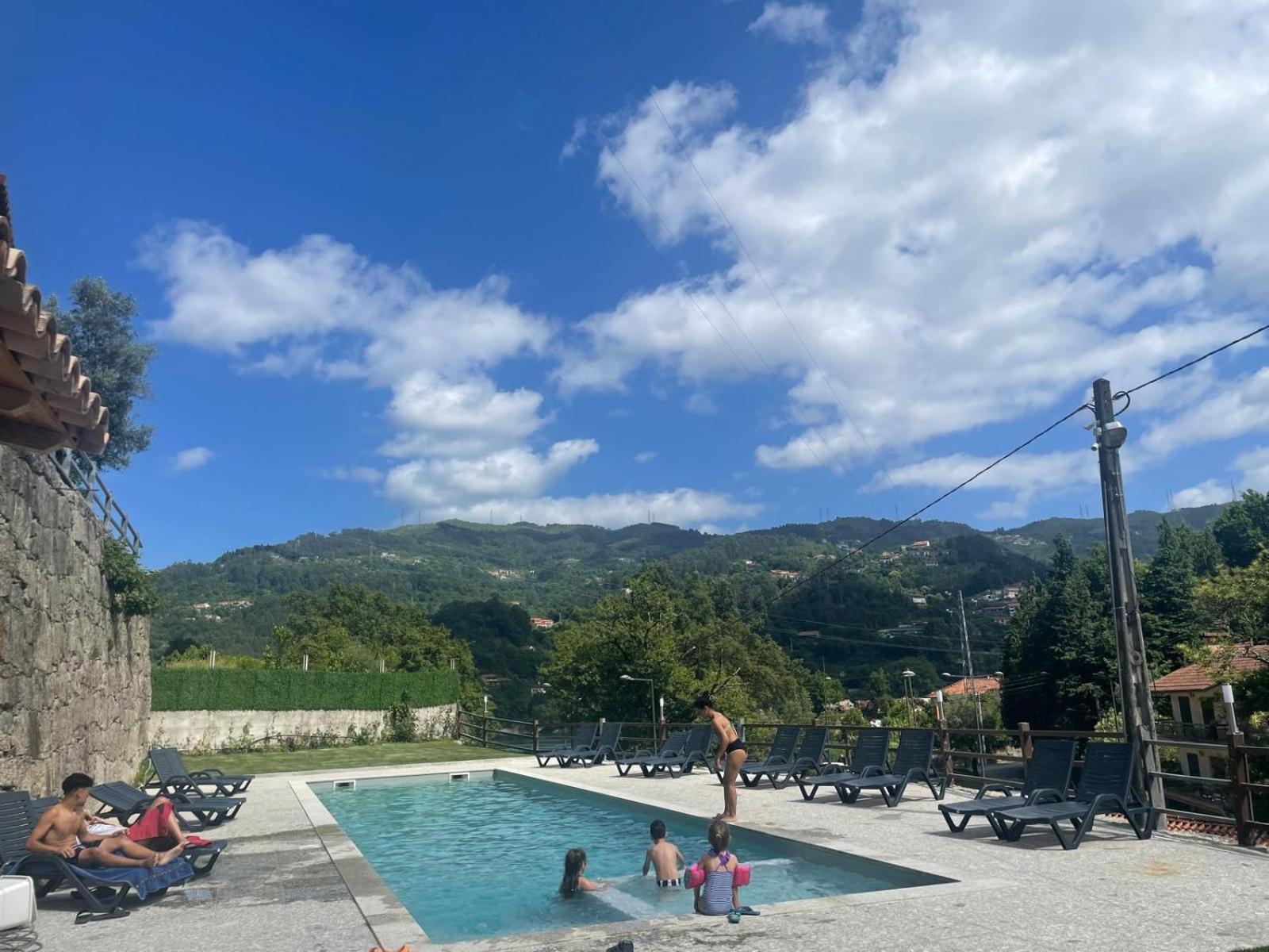 Quinta De Fundoes Geres Bagian luar foto