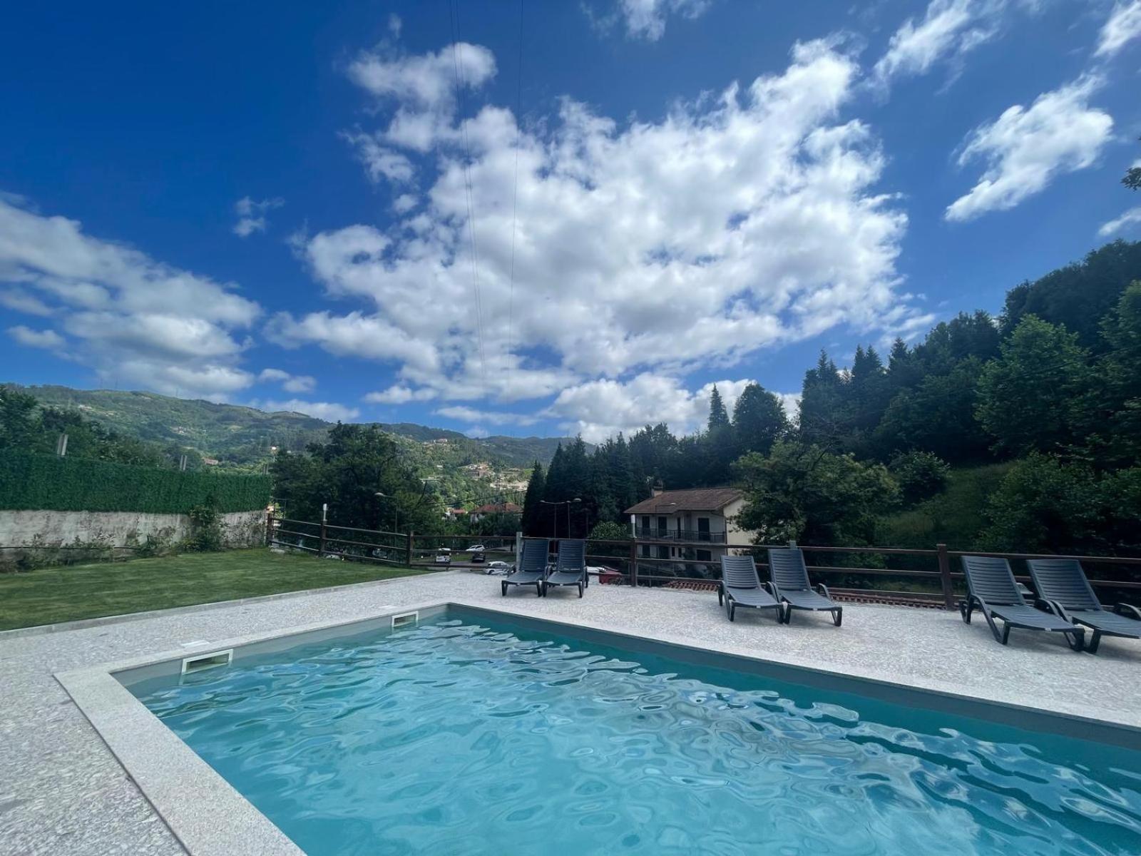 Quinta De Fundoes Geres Bagian luar foto
