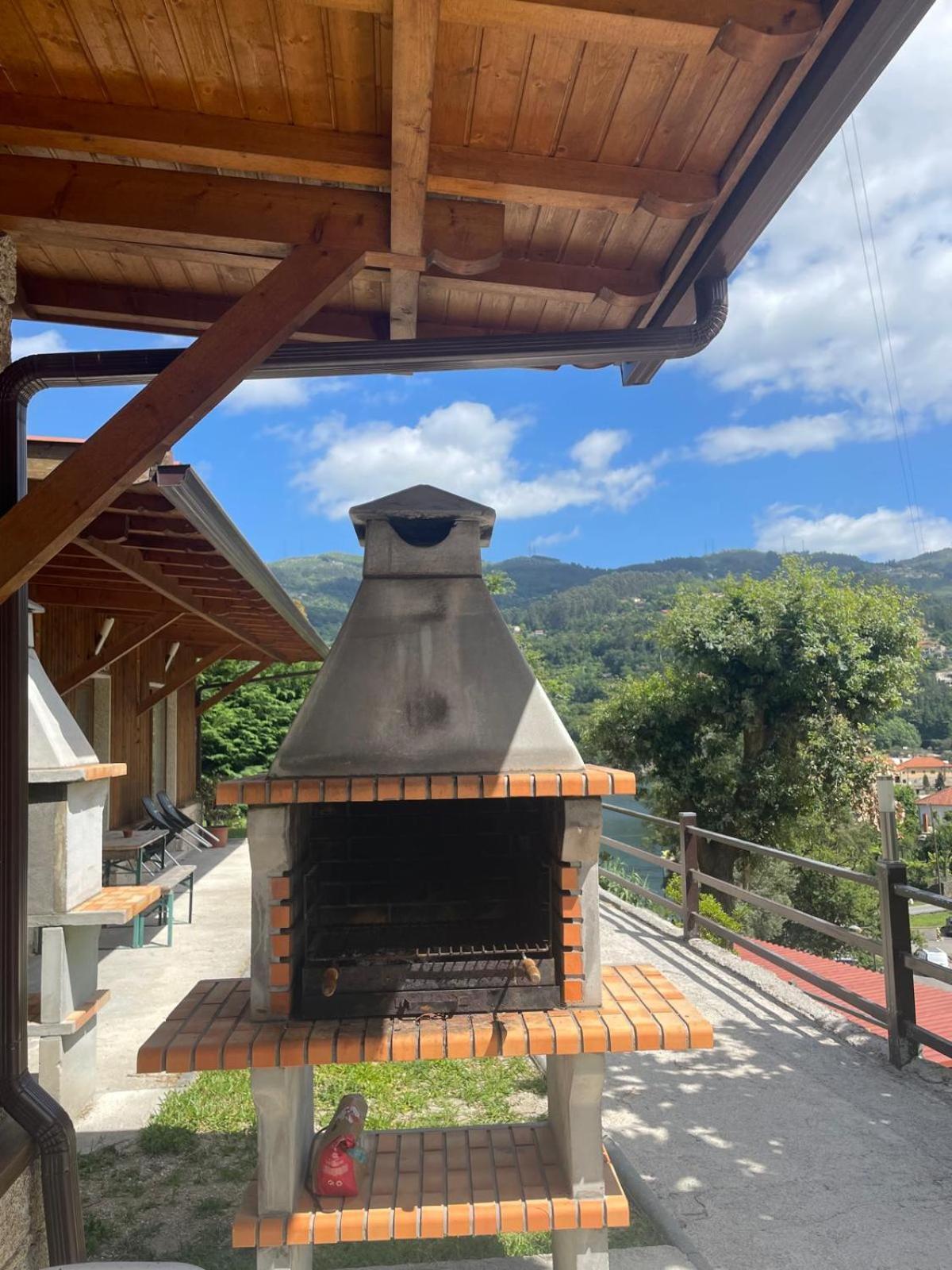 Quinta De Fundoes Geres Bagian luar foto
