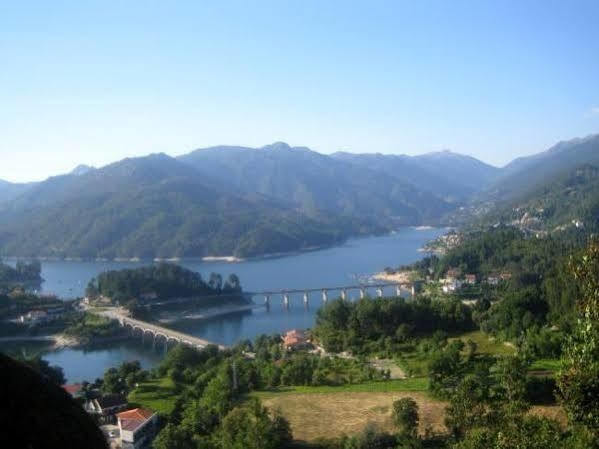 Quinta De Fundoes Geres Bagian luar foto