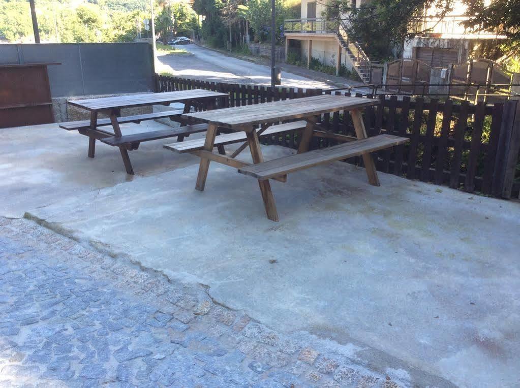 Quinta De Fundoes Geres Bagian luar foto